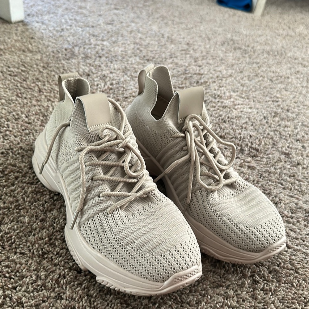 Cushioniare memory foam shoes